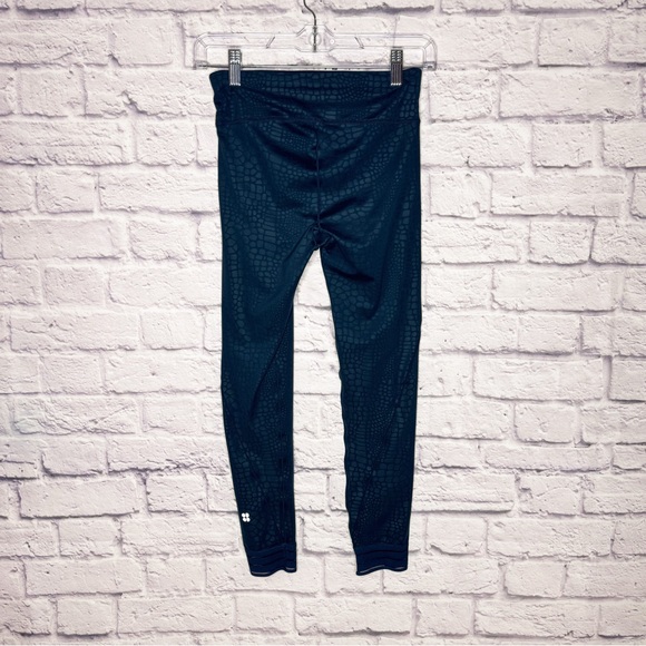 Sweaty Betty | 7/8 Length Embossed Leggings | Dark Turquoise XS (EUC) - Picture 4 of 6